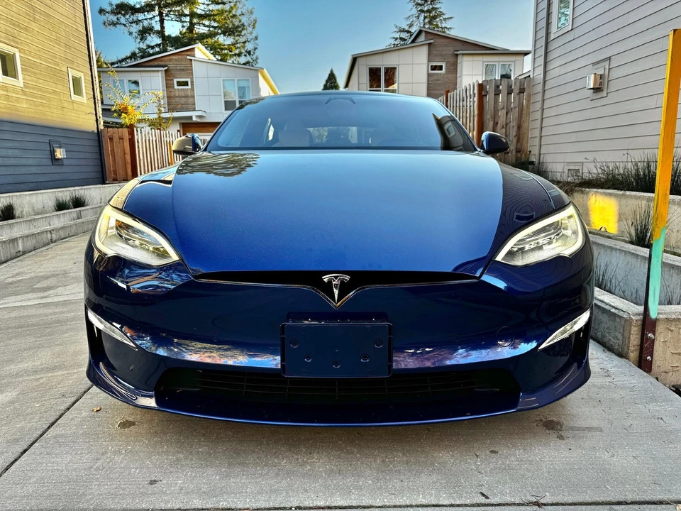 2021 Tesla Model S Plaid - Image 8 of 31