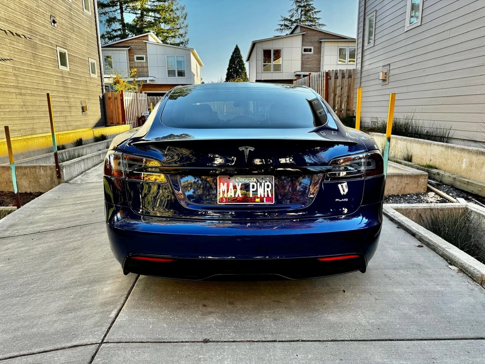 2021 Tesla Model S Plaid - Image 18 of 31