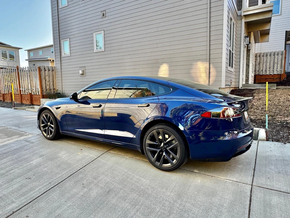 2021 Tesla Model S Plaid - Image 14 of 31