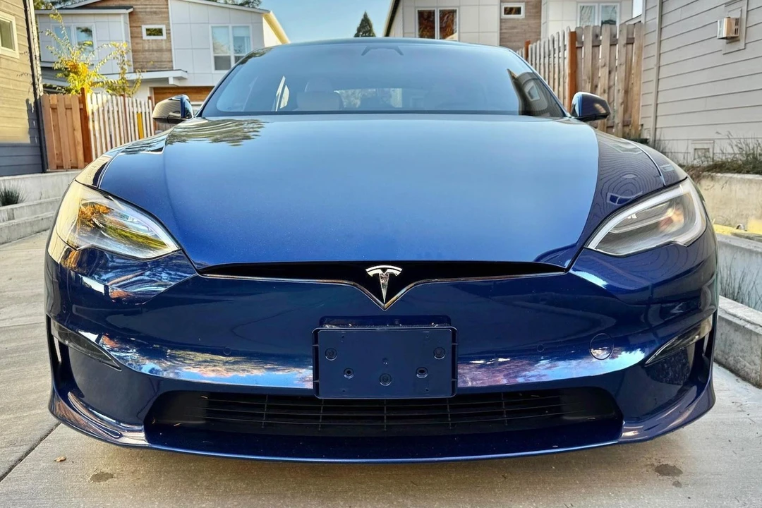 2021 Tesla Model S Plaid - Image 2 of 31