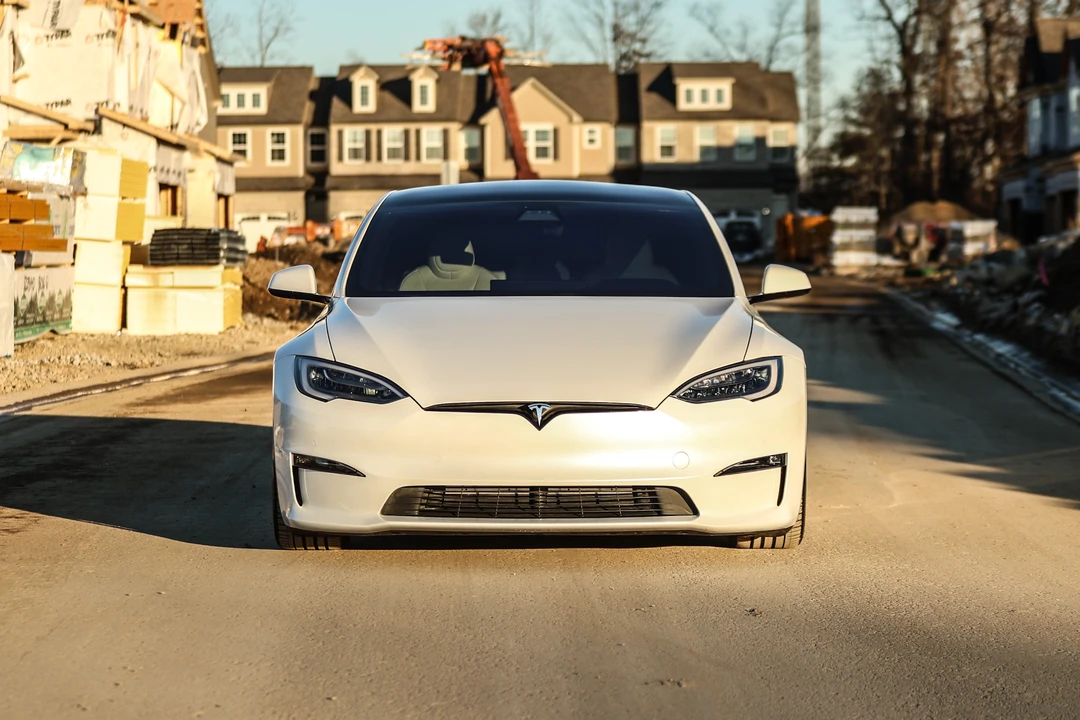 2021 Tesla Model S Plaid - Image 13 of 31