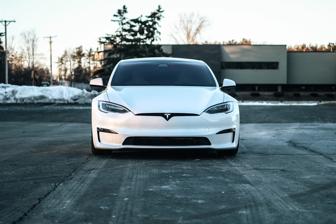 2021 Tesla Model S Plaid - Image 12 of 31