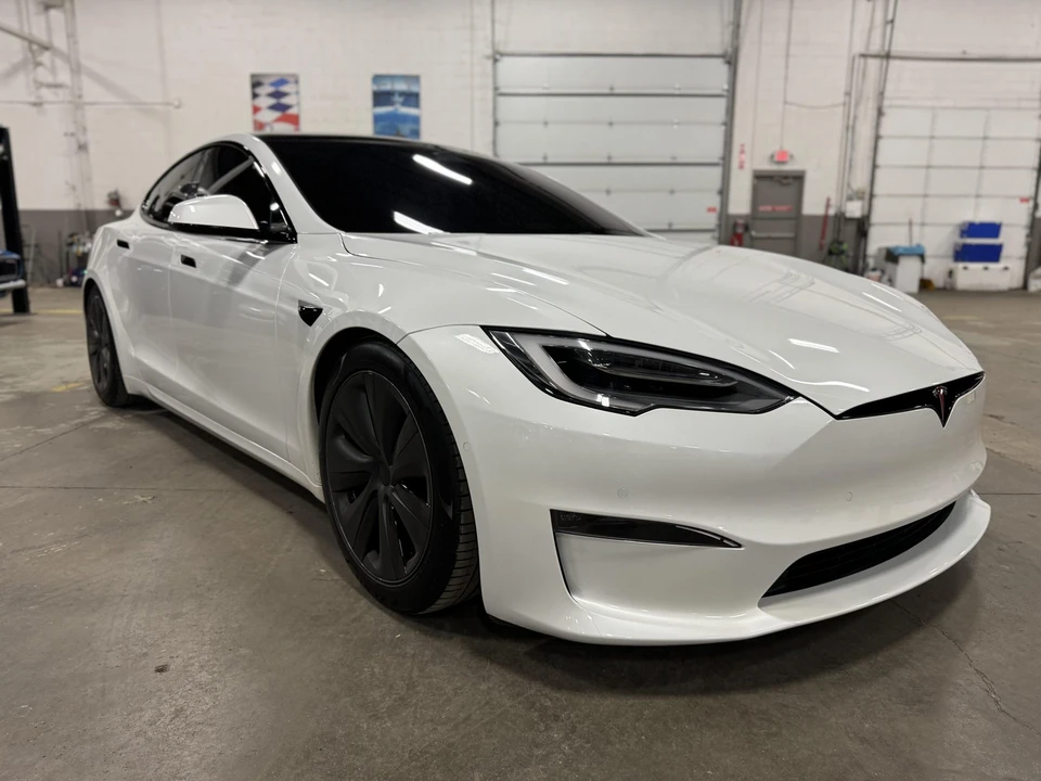2021 Tesla Model S Plaid - Image 24 of 31