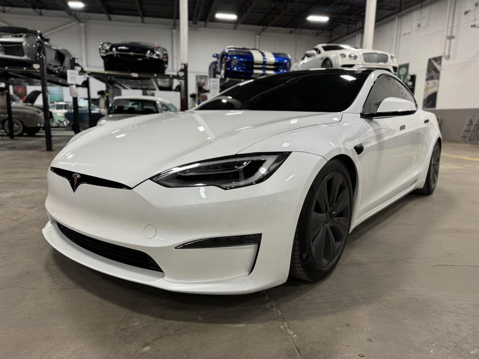 2021 Tesla Model S Plaid - Image 15 of 31