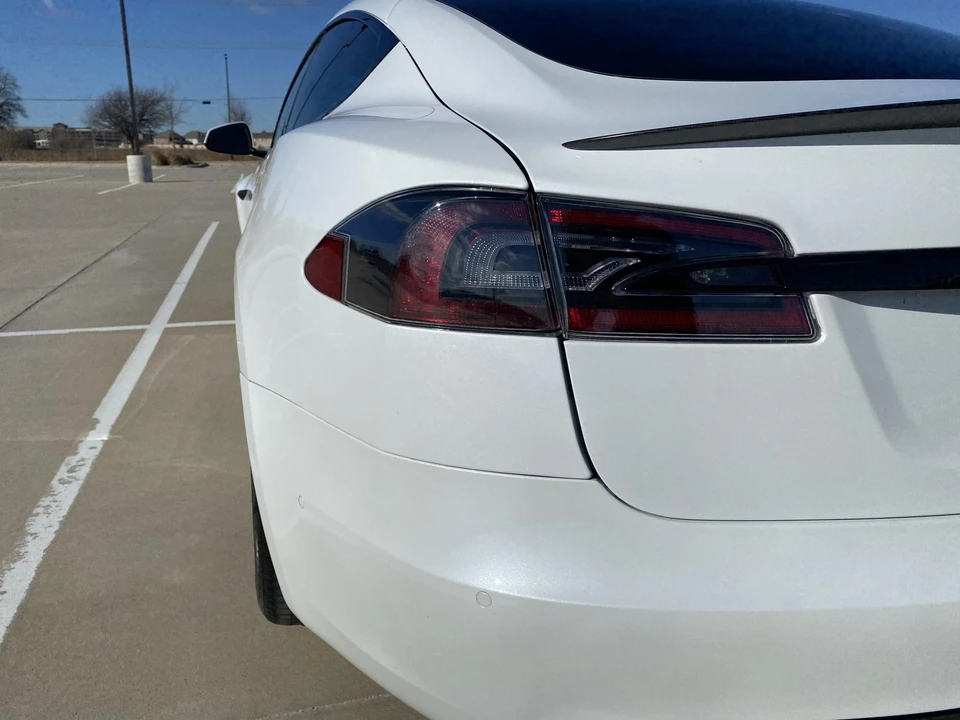 2021 Tesla Model S Plaid - Image 22 of 31