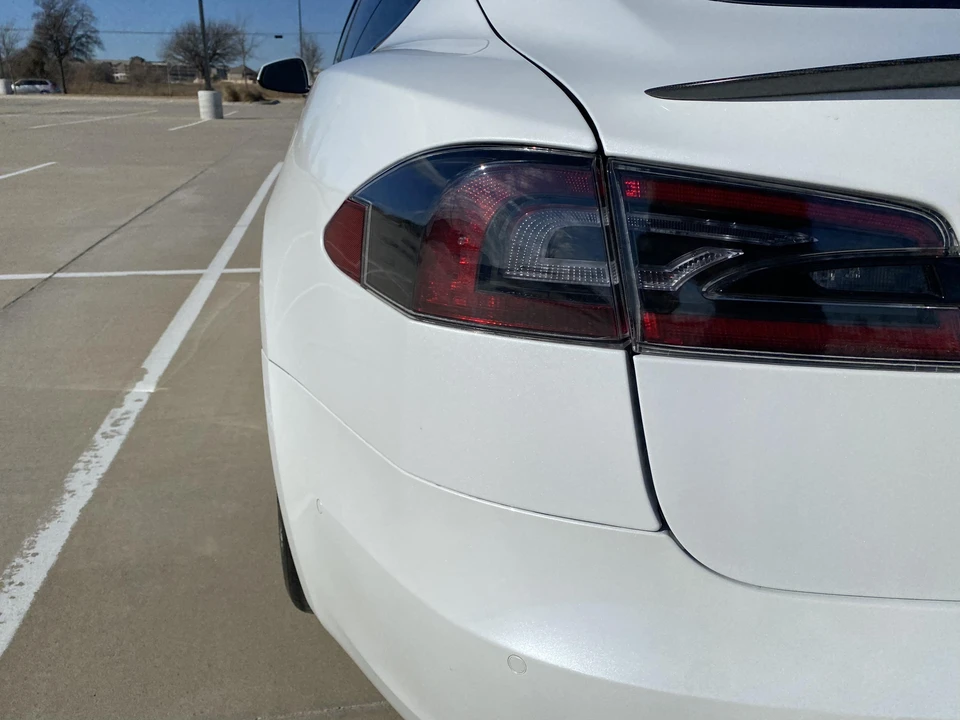2021 Tesla Model S Plaid - Image 23 of 31