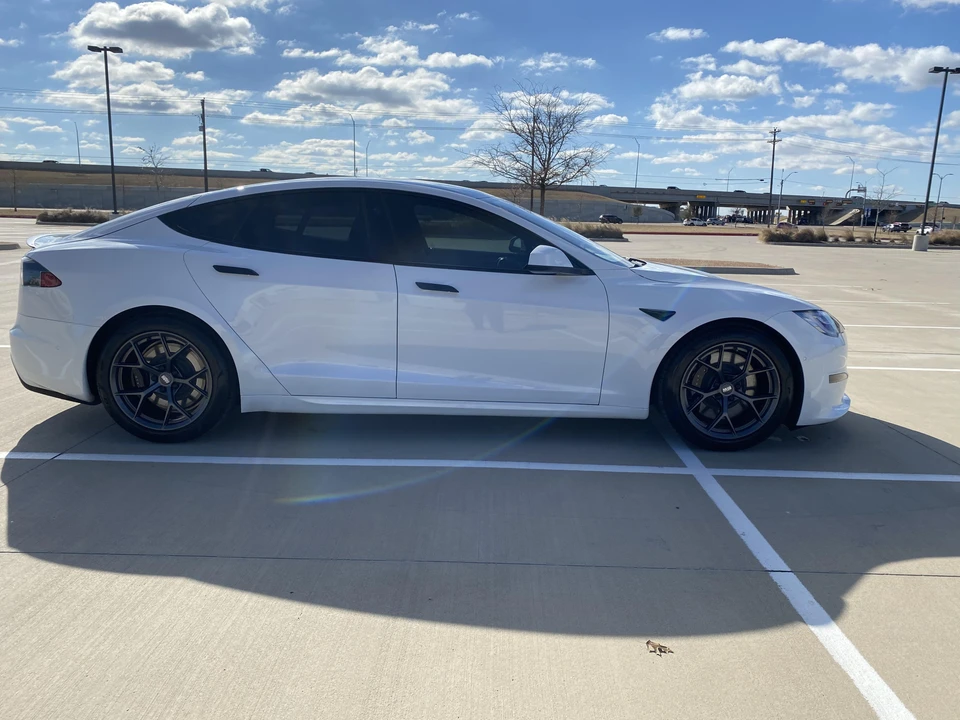 2021 Tesla Model S Plaid - Image 13 of 31