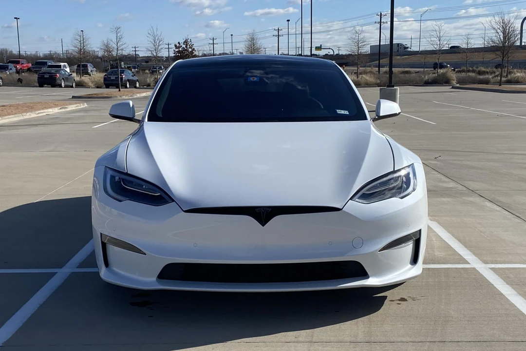 2021 Tesla Model S Plaid - Image 2 of 31