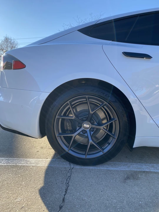 2021 Tesla Model S Plaid - Image 31 of 31