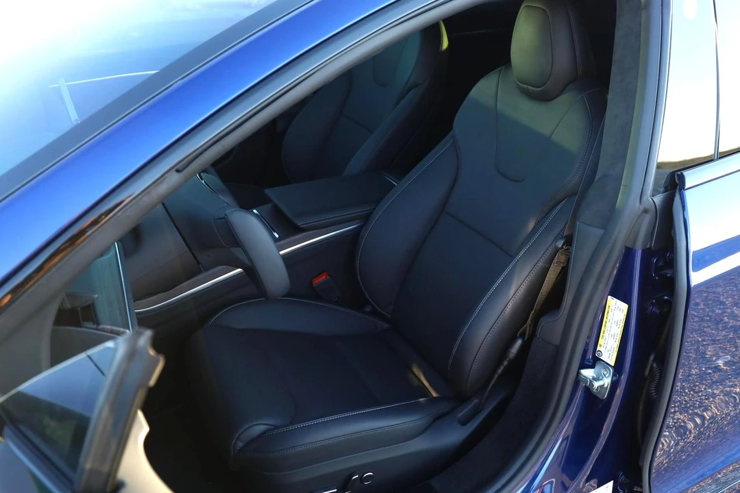 2021 Tesla Model S Plaid - Image 18 of 21