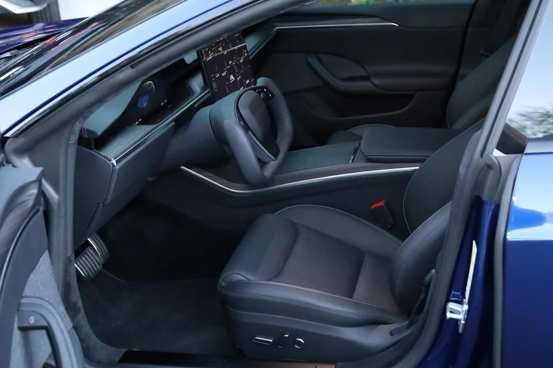 2021 Tesla Model S Plaid - Image 21 of 21