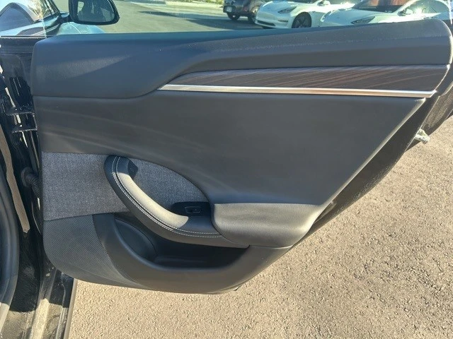 2021 Tesla Model S Plaid - Image 17 of 21