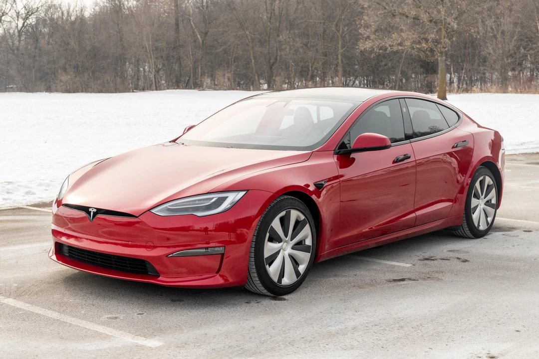 2021 Tesla Model S Plaid - Image 8 of 31