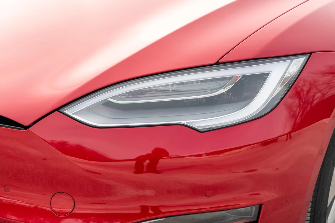 2021 Tesla Model S Plaid - Image 16 of 31