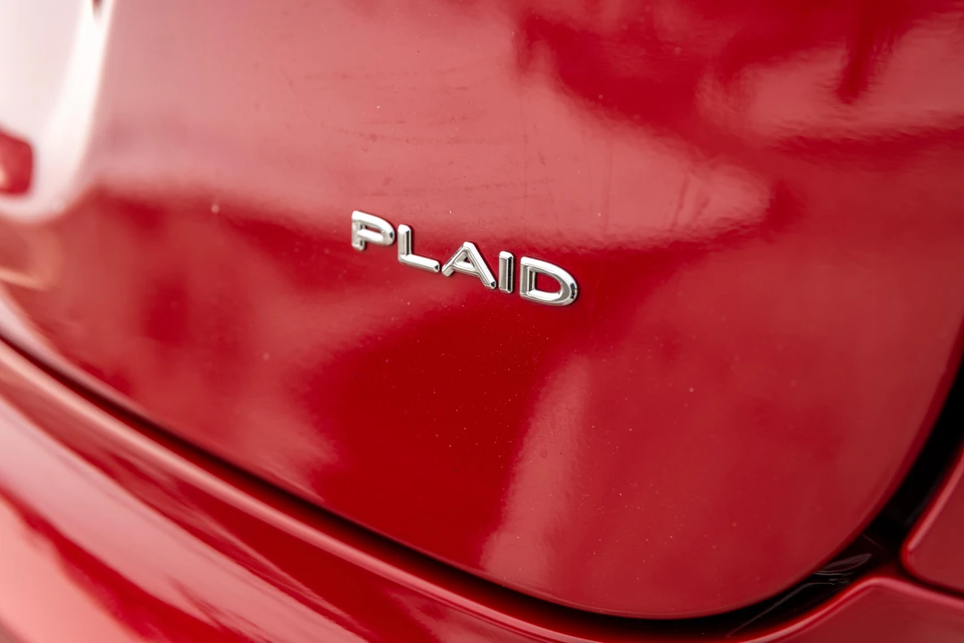 2021 Tesla Model S Plaid - Image 25 of 31