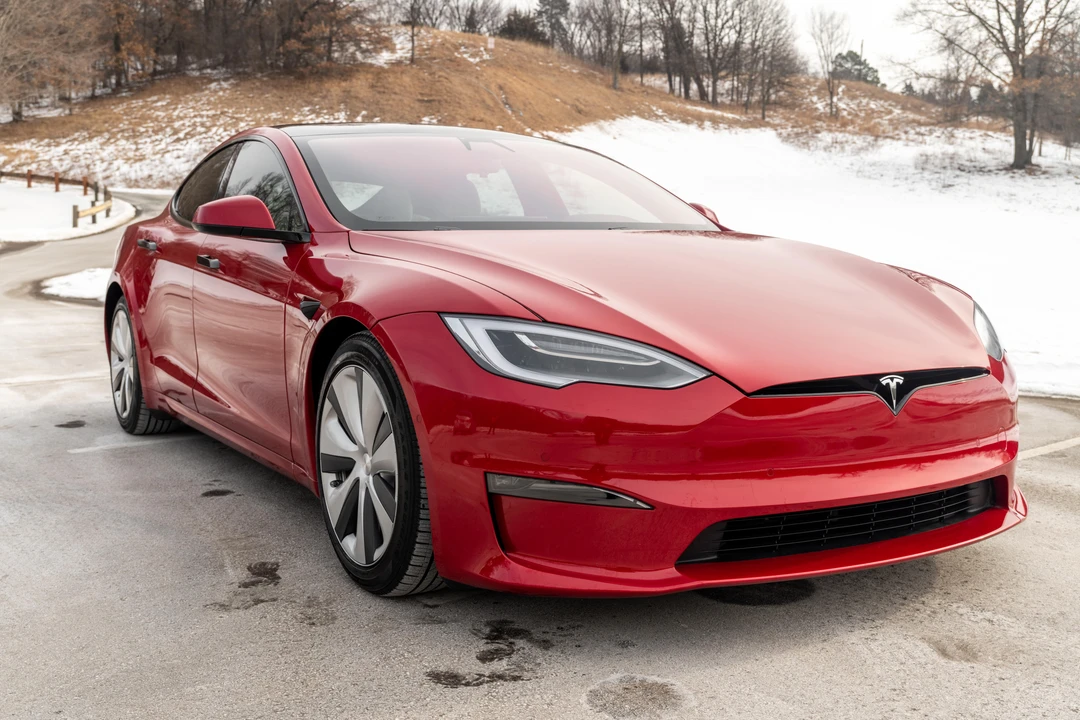 2021 Tesla Model S Plaid - Image 12 of 31
