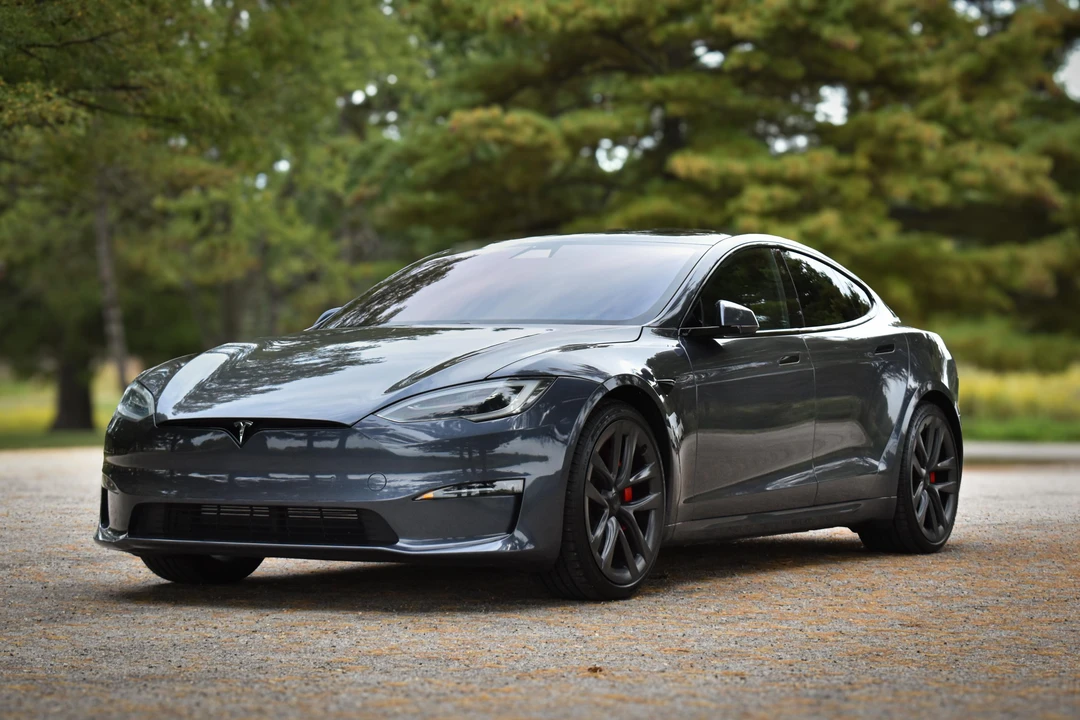2021 Tesla Model S Plaid - Image 16 of 31
