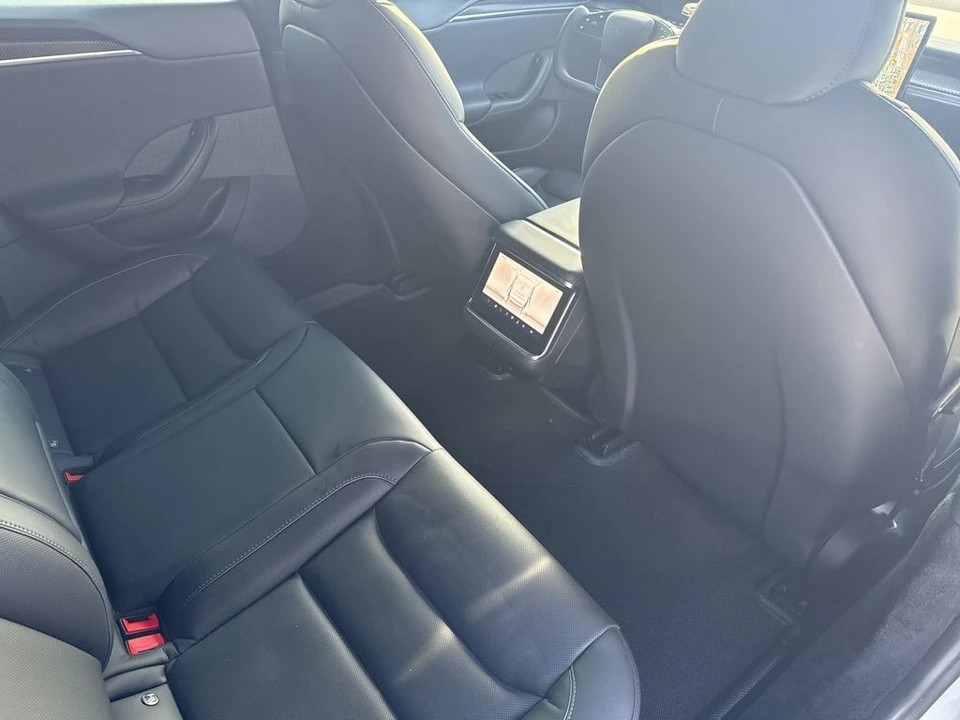 2021 Tesla Model S Plaid - Image 18 of 21