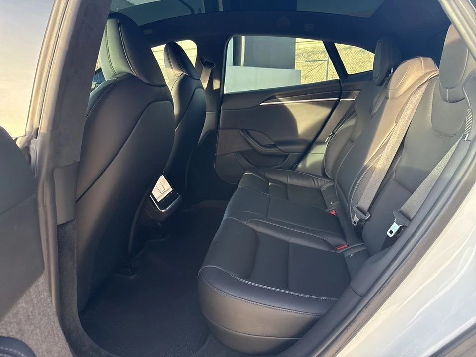 2021 Tesla Model S Plaid - Image 15 of 21