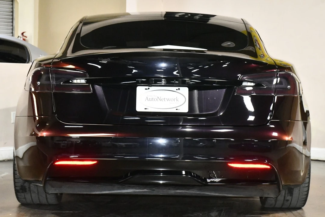 2021 Tesla Model S Plaid - Image 2 of 12