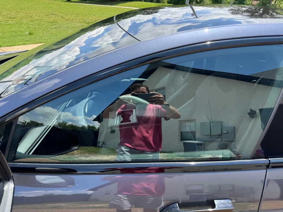 2021 Tesla Model S Plaid - Image 26 of 31