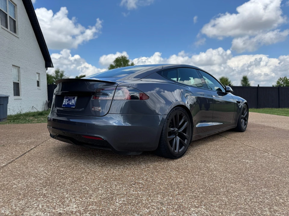 2021 Tesla Model S Plaid - Image 11 of 31
