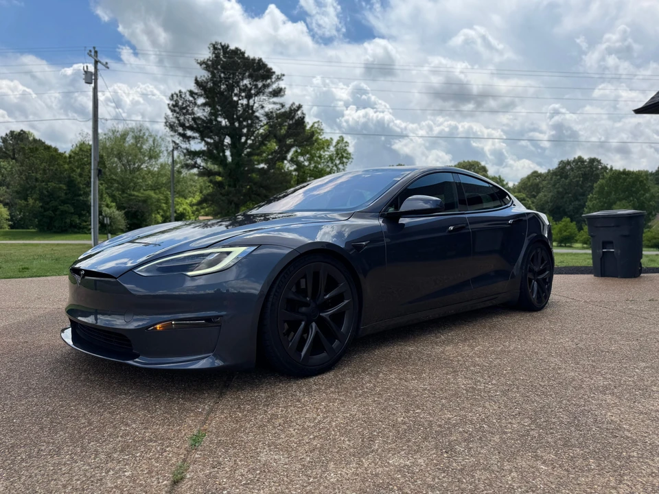 2021 Tesla Model S Plaid - Image 8 of 31