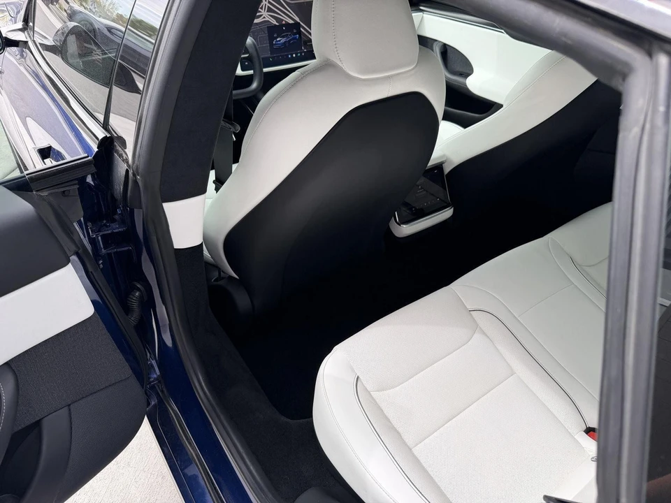 2021 Tesla Model S Plaid - Image 16 of 21