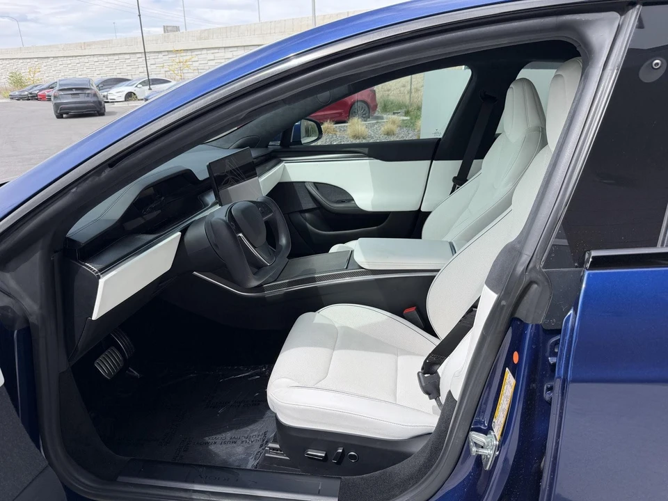 2021 Tesla Model S Plaid - Image 12 of 21