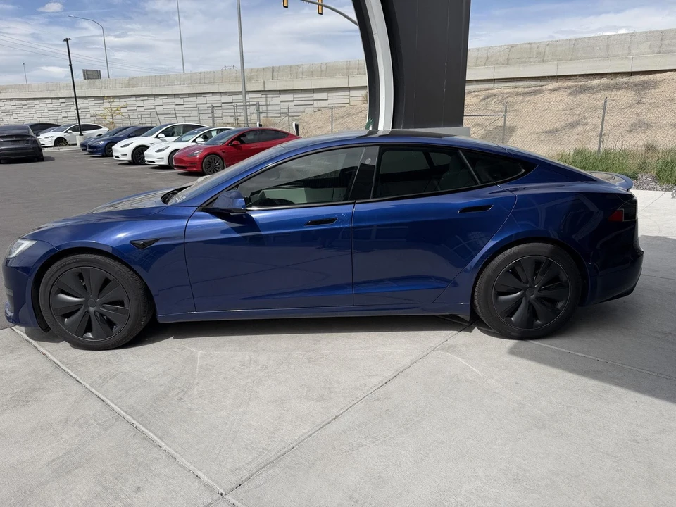 2021 Tesla Model S Plaid - Image 5 of 21