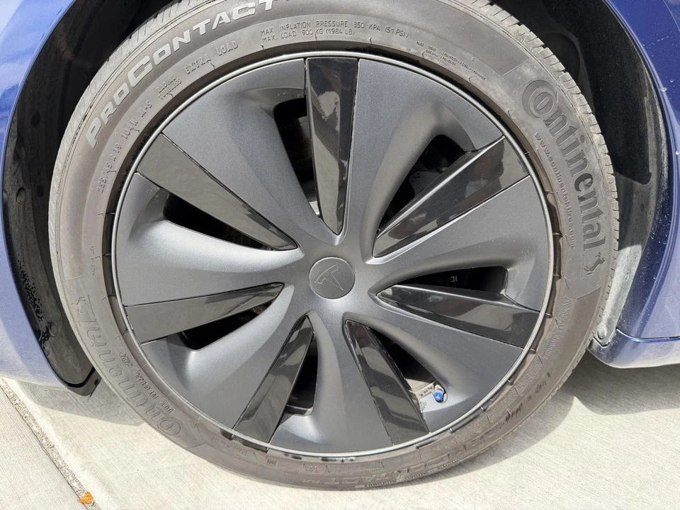 2021 Tesla Model S Plaid - Image 10 of 21