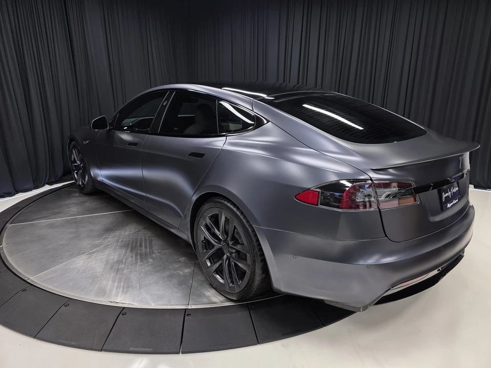 2021 Tesla Model S Plaid - Image 10 of 12