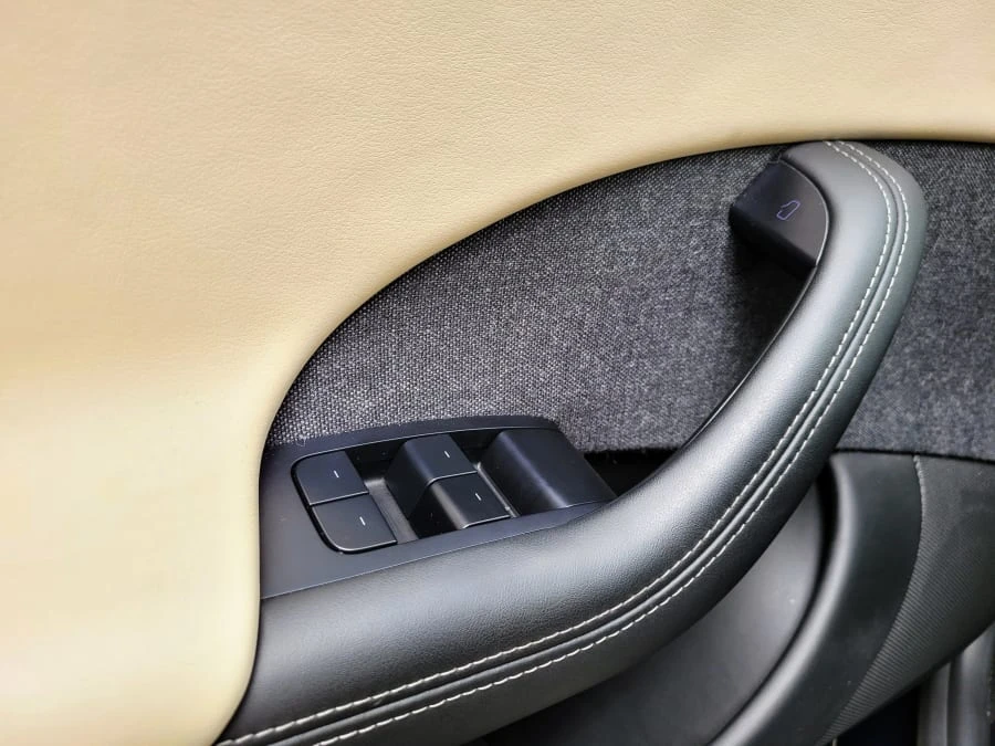 2021 Tesla Model S Plaid - Image 27 of 30