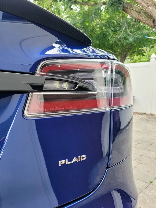 2021 Tesla Model S Plaid - Image 16 of 30