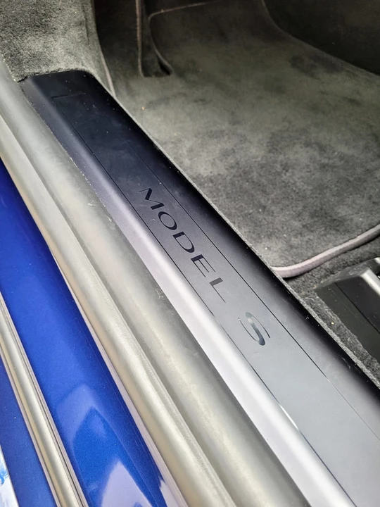 2021 Tesla Model S Plaid - Image 26 of 30