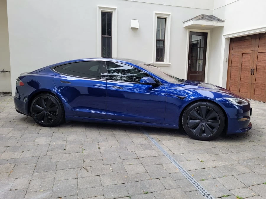 2021 Tesla Model S Plaid - Image 11 of 30