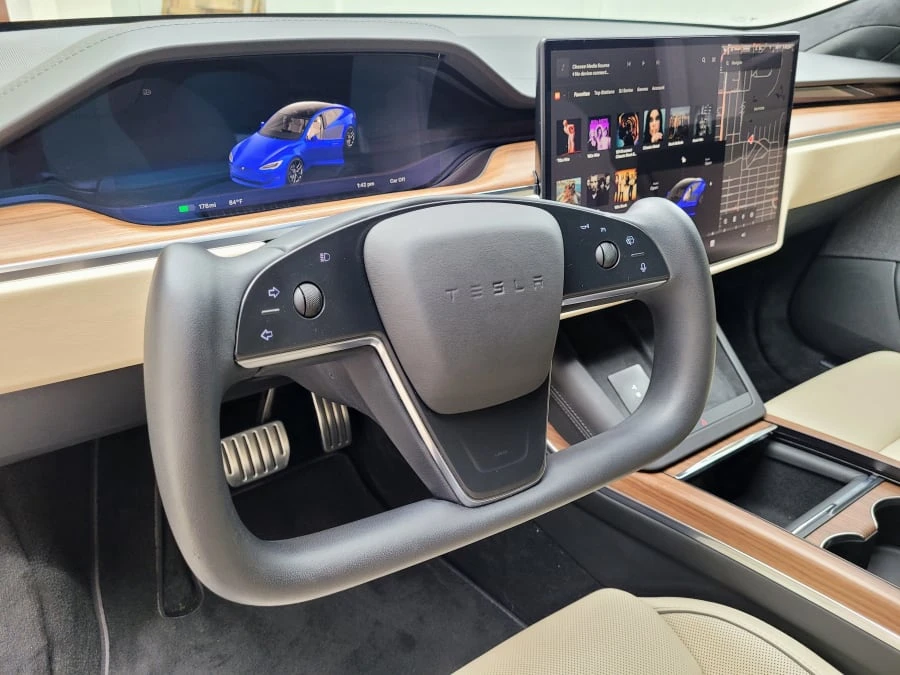 2021 Tesla Model S Plaid - Image 25 of 30