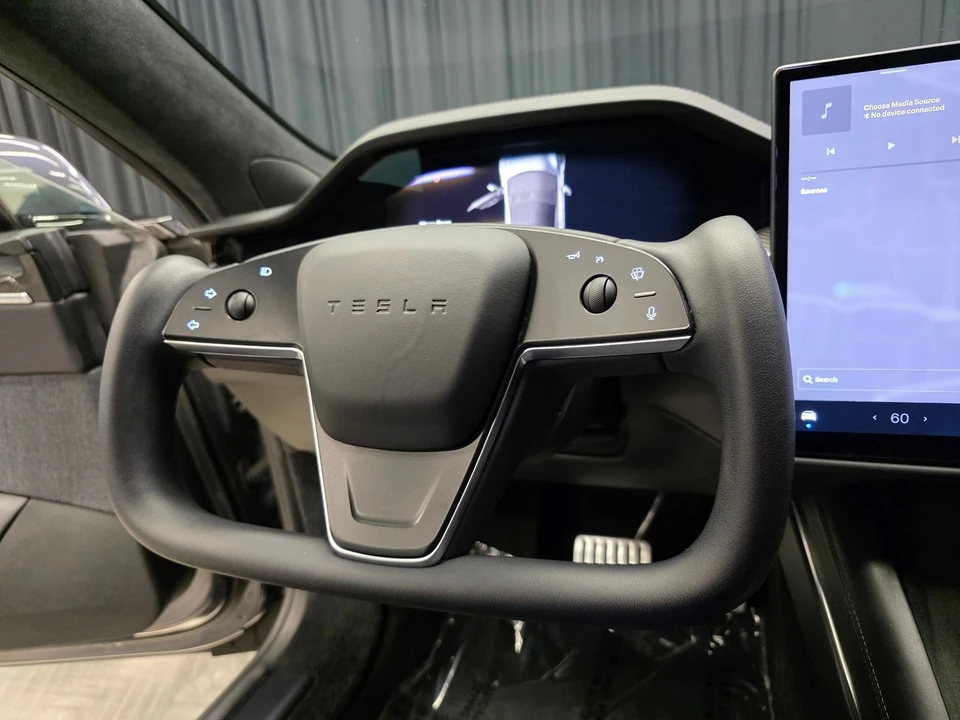 2021 Tesla Model S Plaid - Image 21 of 21