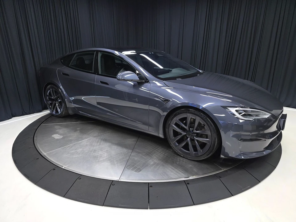 2021 Tesla Model S Plaid - Image 14 of 21