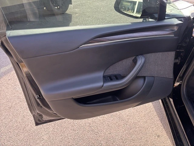 2021 Tesla Model S Plaid - Image 10 of 21