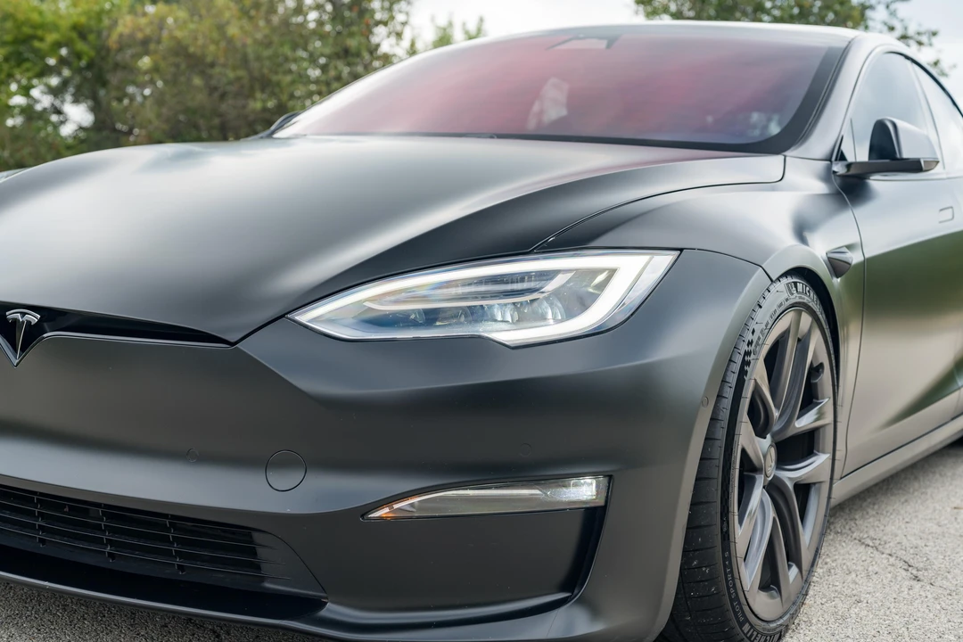 2021 Tesla Model S Plaid - Image 15 of 31