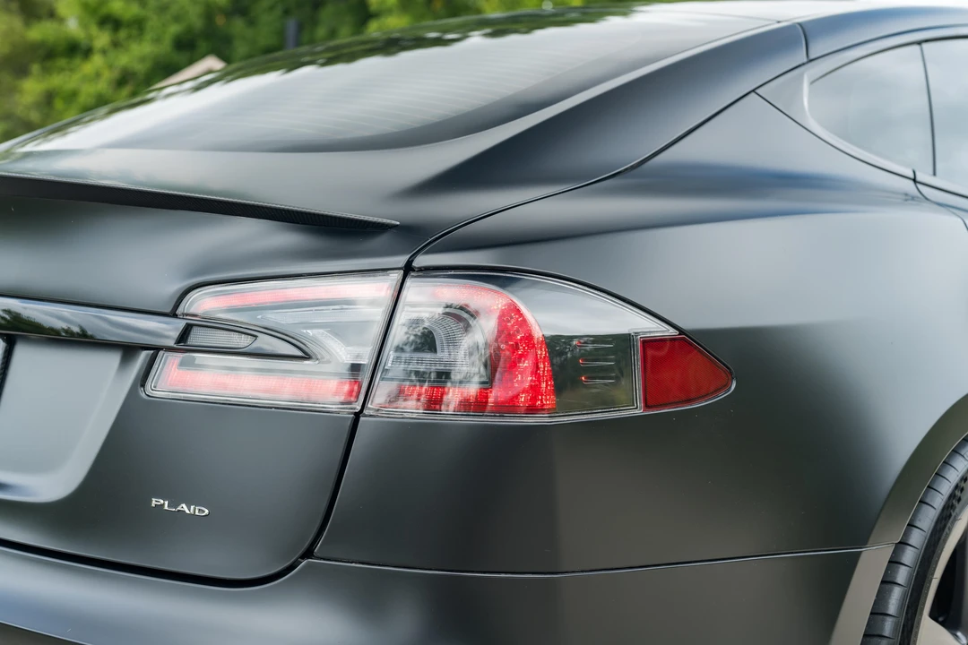 2021 Tesla Model S Plaid - Image 16 of 31