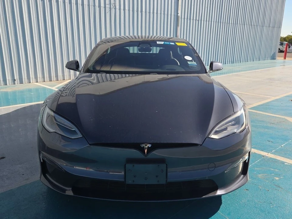 2021 Tesla Model S Plaid - Image 5 of 10