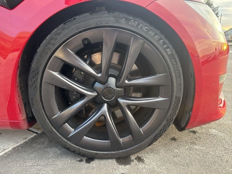 2021 Tesla Model S Plaid - Image 10 of 21