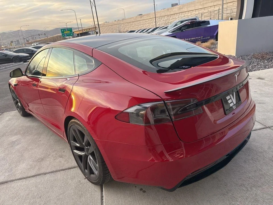 2021 Tesla Model S Plaid - Image 6 of 21
