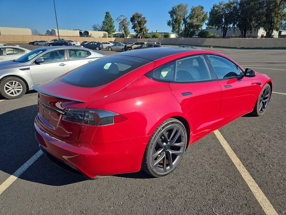 2021 Tesla Model S Plaid - Image 3 of 6