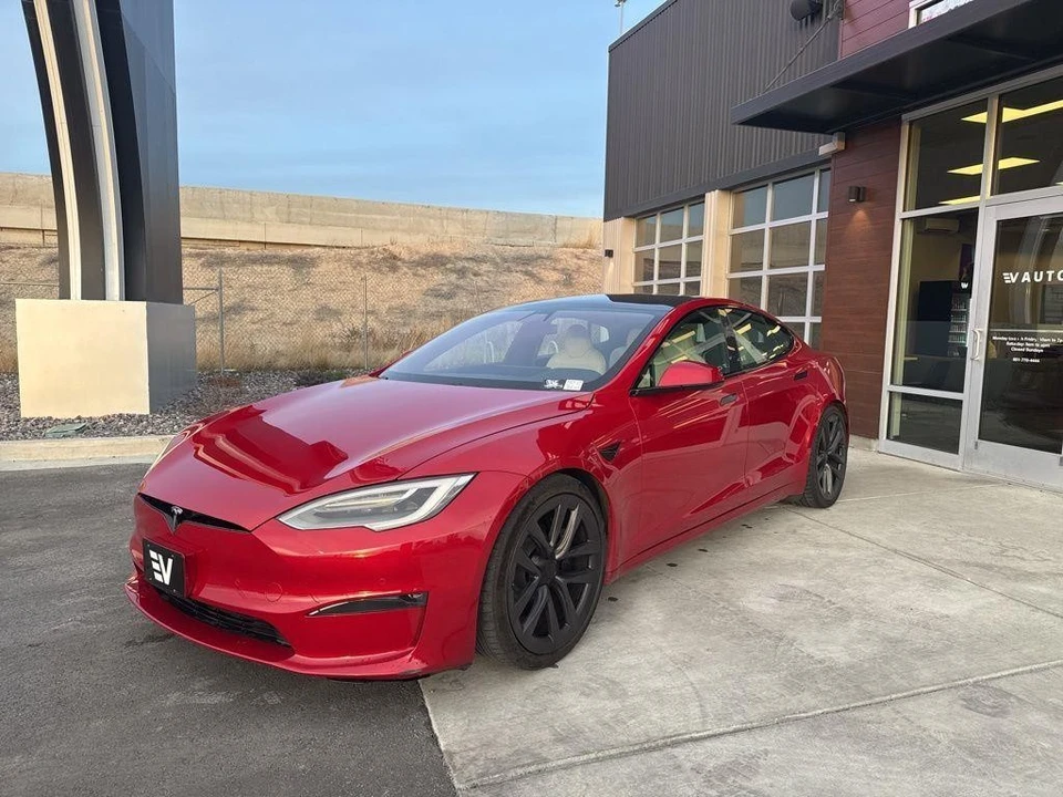2021 Tesla Model S Plaid - Image 4 of 21