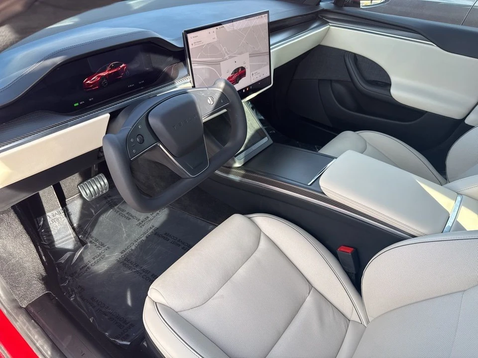 2021 Tesla Model S Plaid - Image 12 of 21