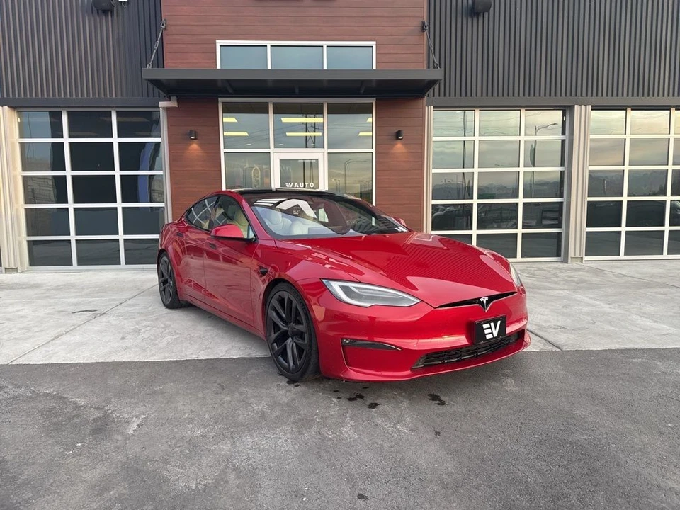 2021 Tesla Model S Plaid - Image 2 of 21