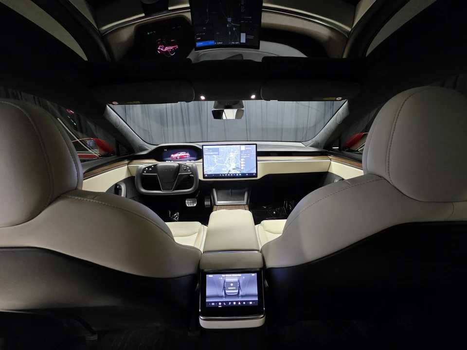 2021 Tesla Model S Plaid - Image 2 of 12